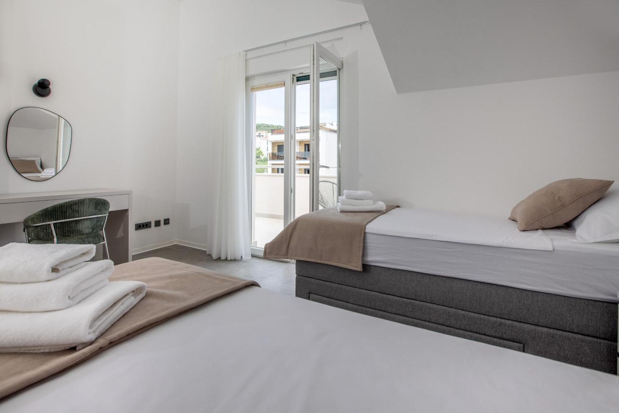 Apartments Ocrux Trogir Room photo